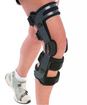 Ортез для колінного суглобу Donjoy OAdjaster 11-0870-1 фото